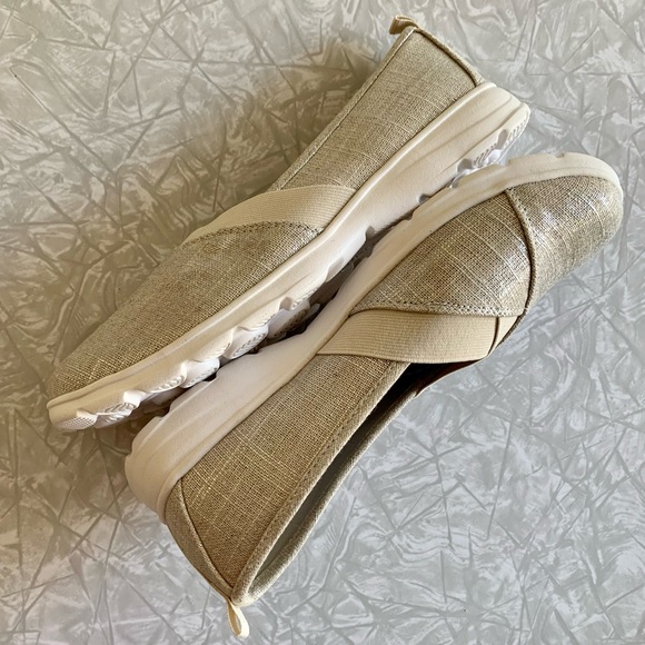 NWT Lands’ End Gatas Comfort Step Slip-On Metallic 7.5 - Picture 5 of 11